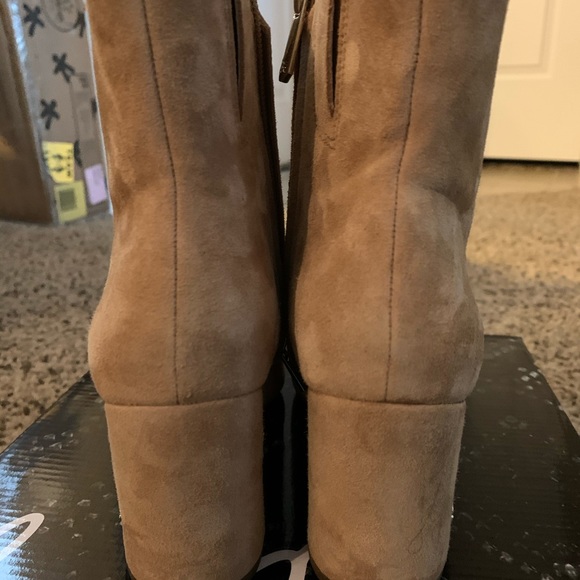 Sam Edelman Hilary Bootie - Picture 8 of 8